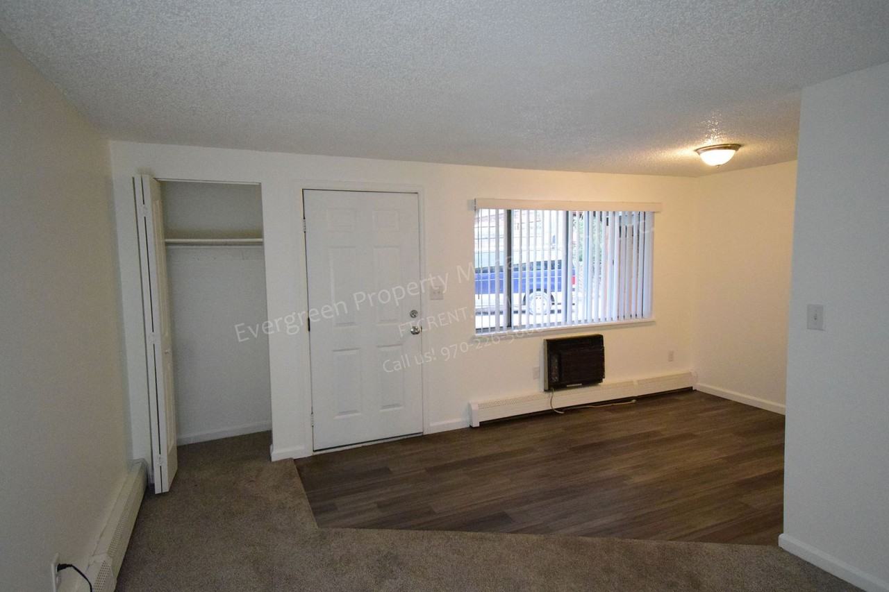 824 N Garfield Ave - Photo 4 of 19