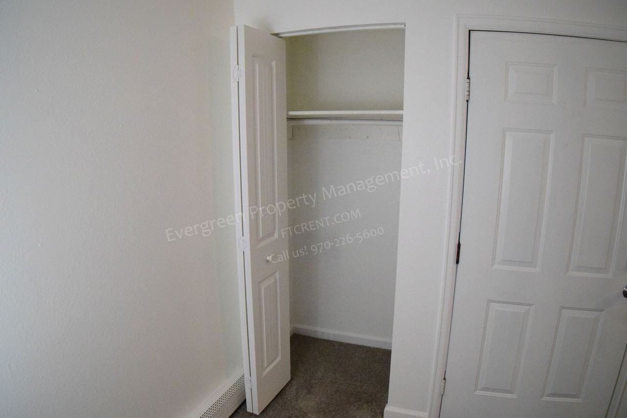 824 N Garfield Ave - Photo 5 of 19