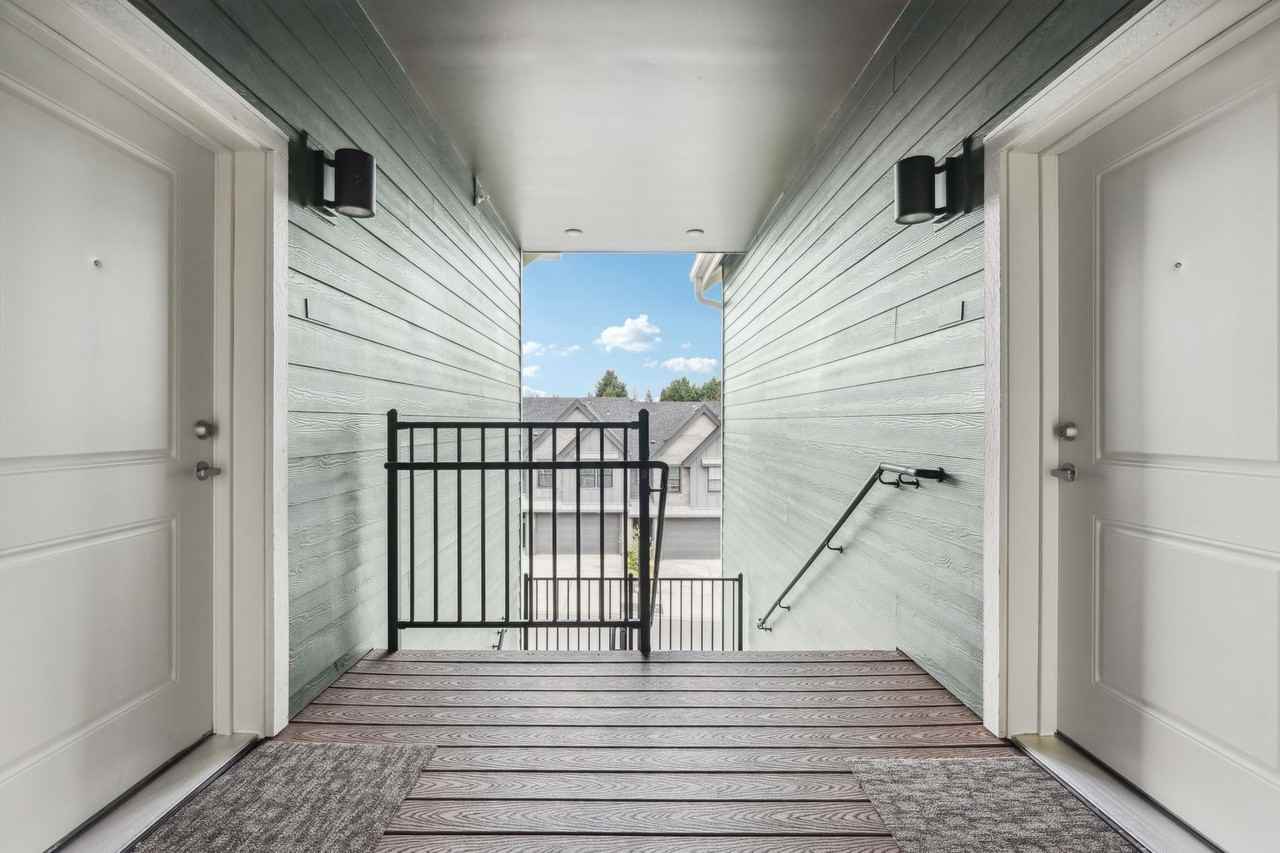 The Hamlet at Curtin Creek – Spacious Modern Living - Photo 4 of 50