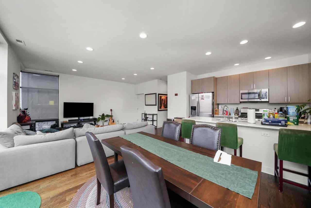 Legacy at River West - Photo 5 of 25
