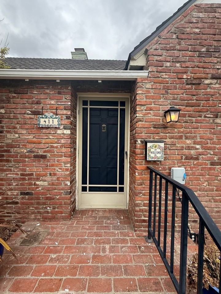411 E Camino Colegio - Photo 4 of 45