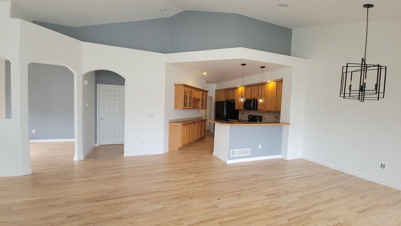 4159 Da Vinci Dr - Photo 3 of 24