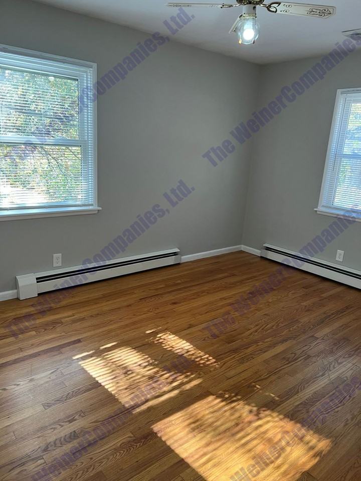 709 Balboa Rd - Photo 4 of 11