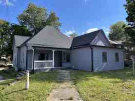 201 S Porter St - Photo 1 of 1