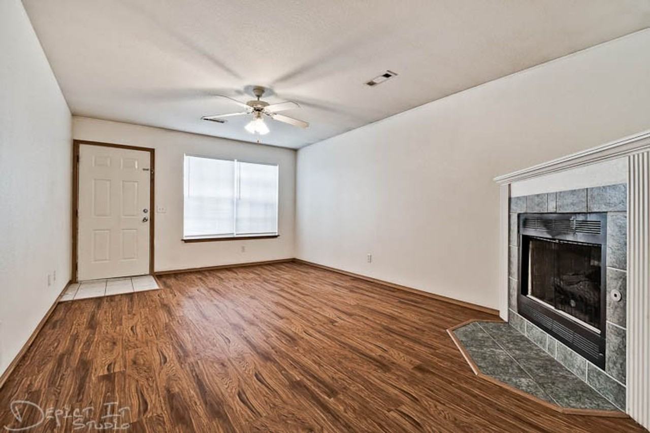 Rainsong 05-07 - Photo 3 of 11