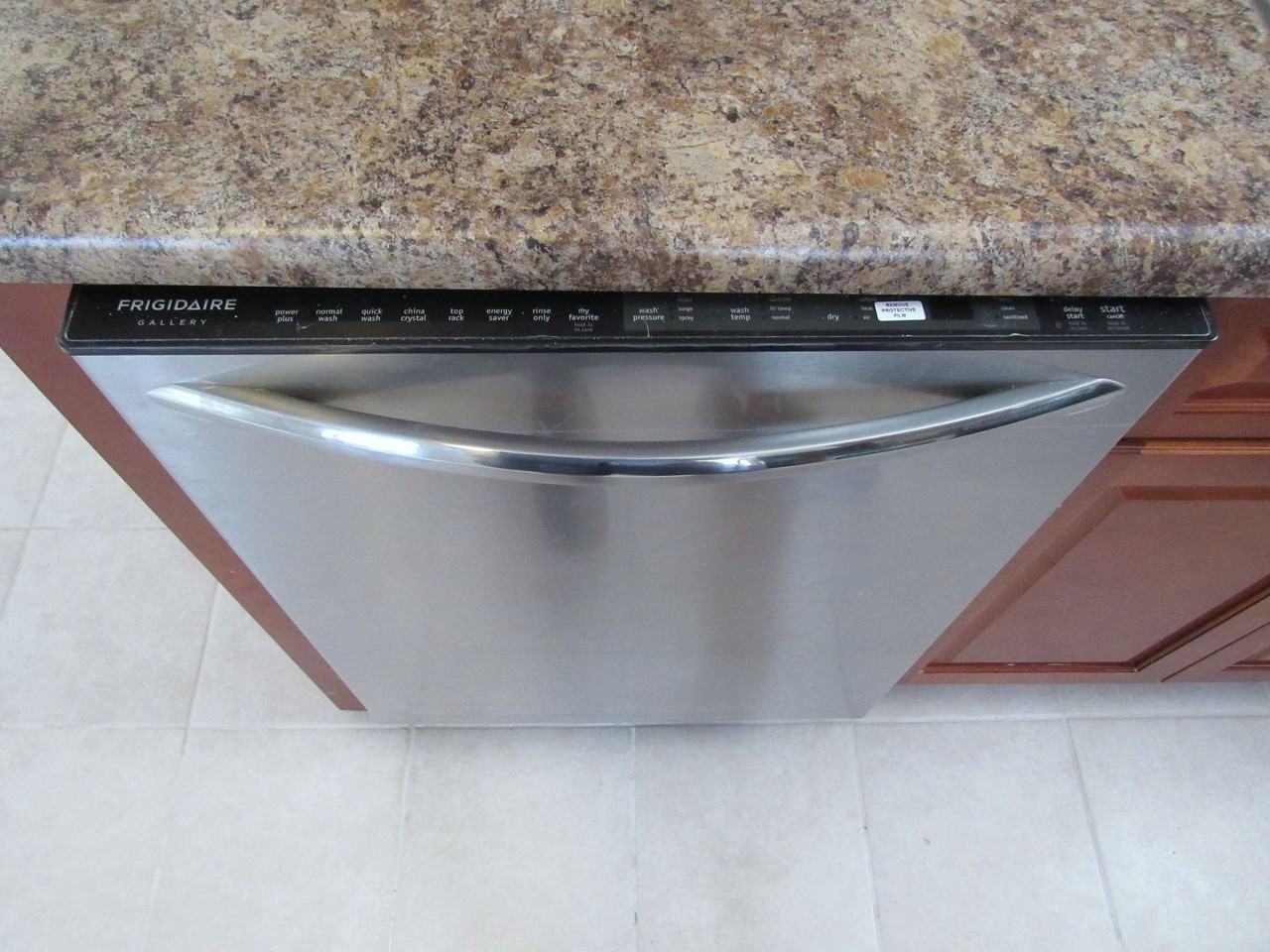 Montclair Apartments On Bloomfield Avenue - Photo 2 of 14