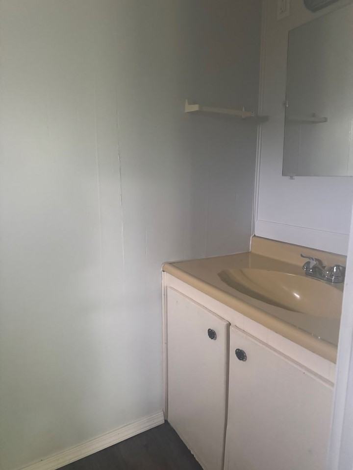 6615 Fitts Rd - Photo 3 of 13