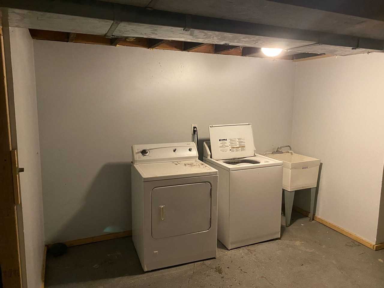 6829 S Aberdeen St - Photo 7 of 22