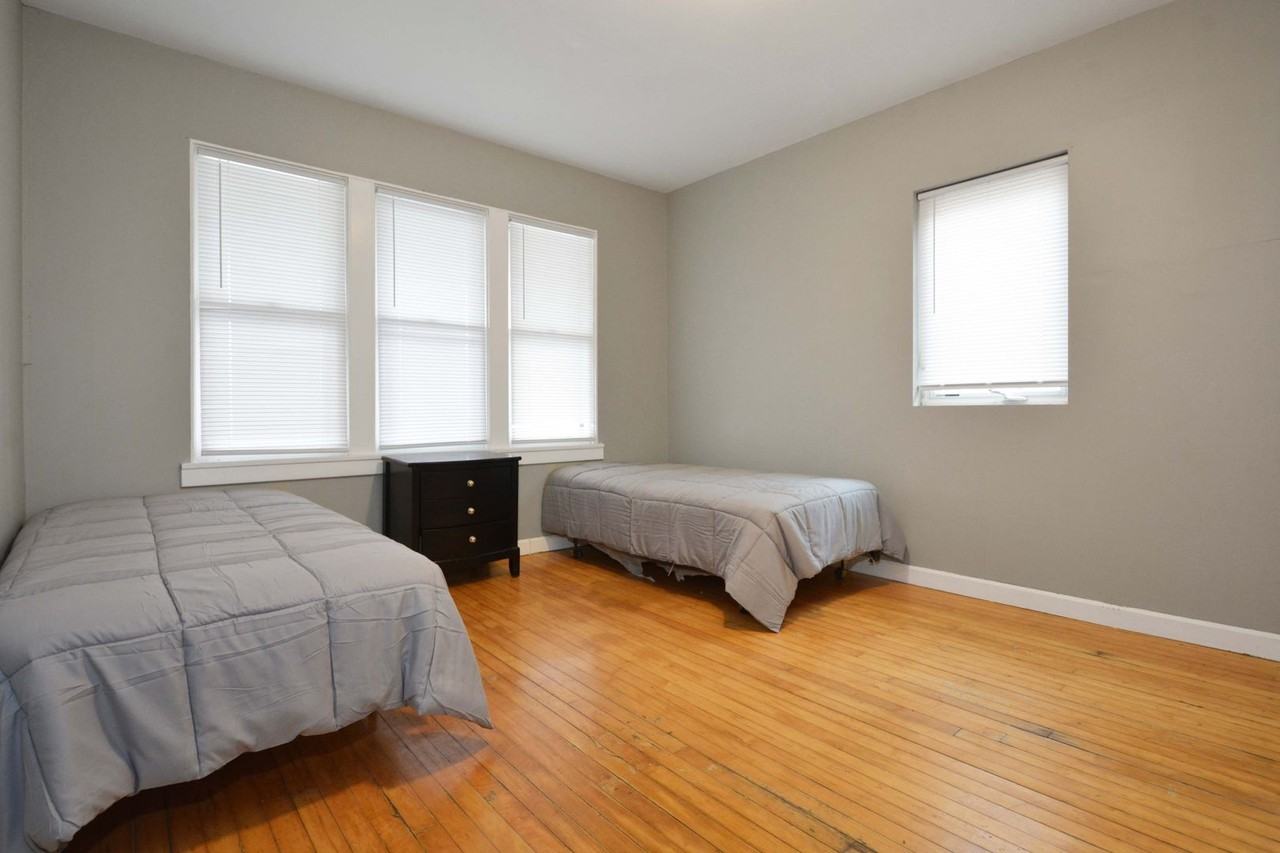 1237 7th St E - Photo 5 of 14