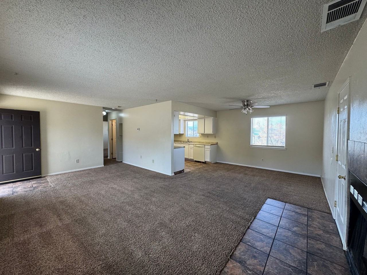 23989 Tahquitz Rd - Photo 3 of 14