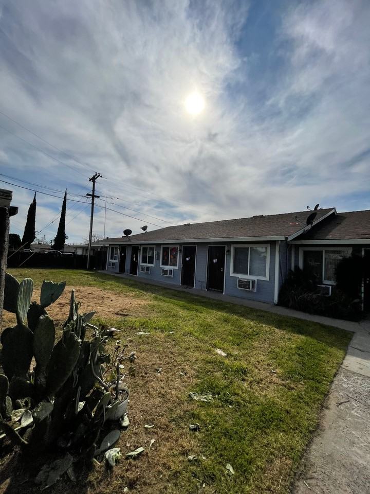 6767 6767 California St Units 5 - Photo 3 of 23