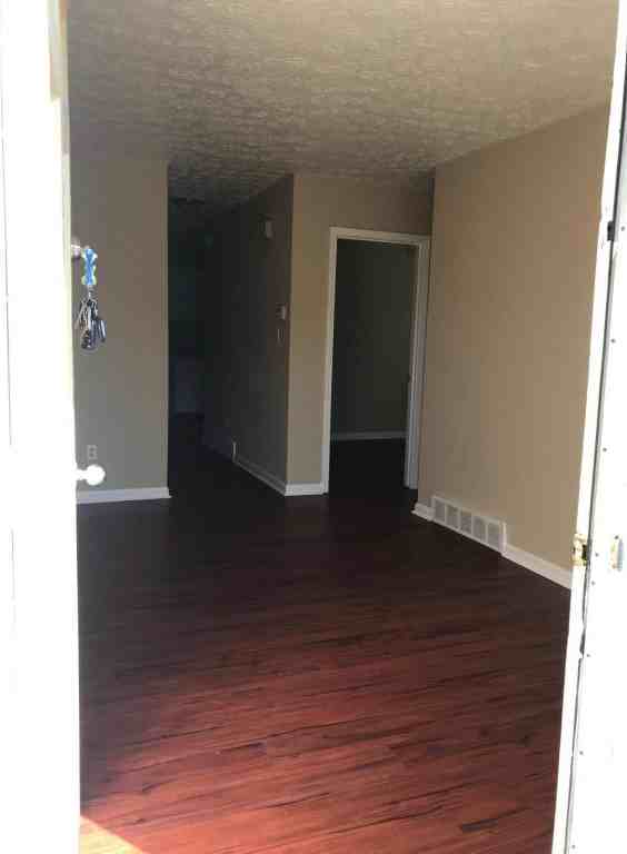 1811 Dalton Ct - Photo 2 of 16