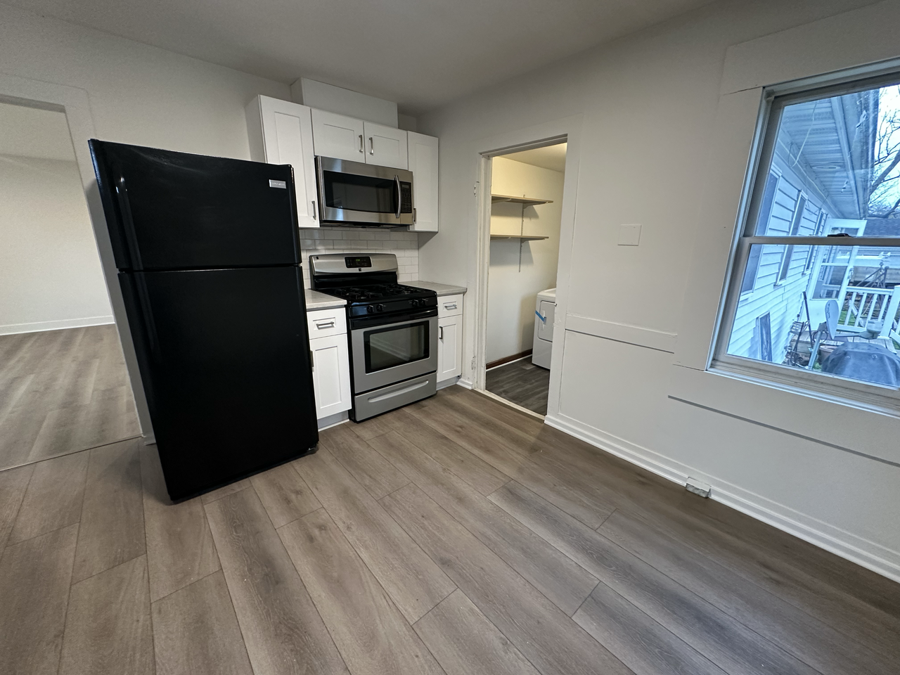 104 S Jefferson St #A - Photo 4 of 11