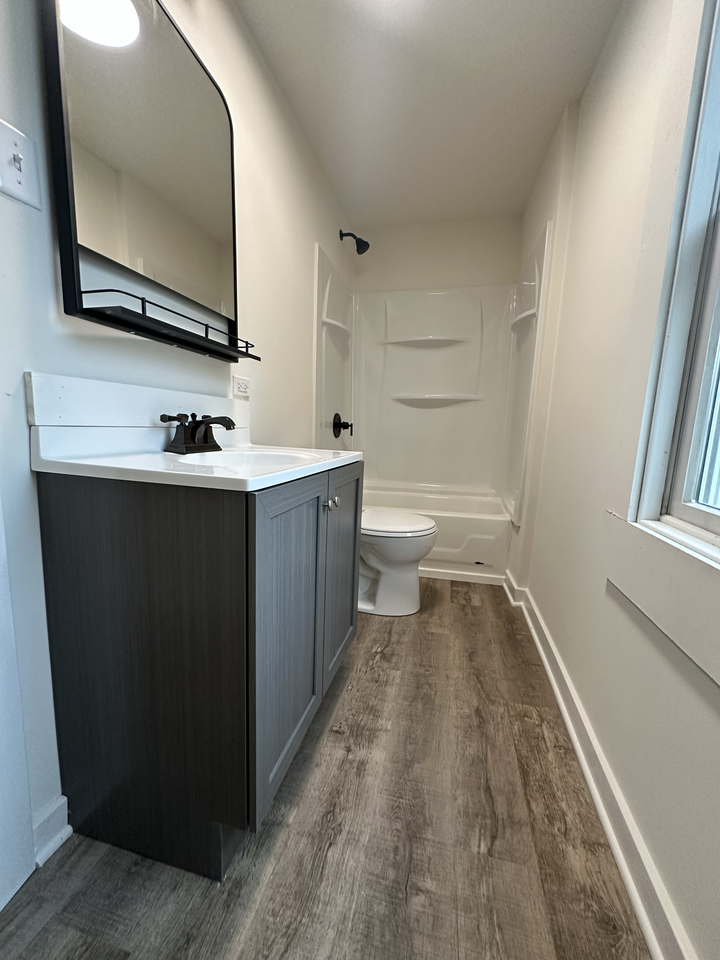 104 S Jefferson St #A - Photo 7 of 11