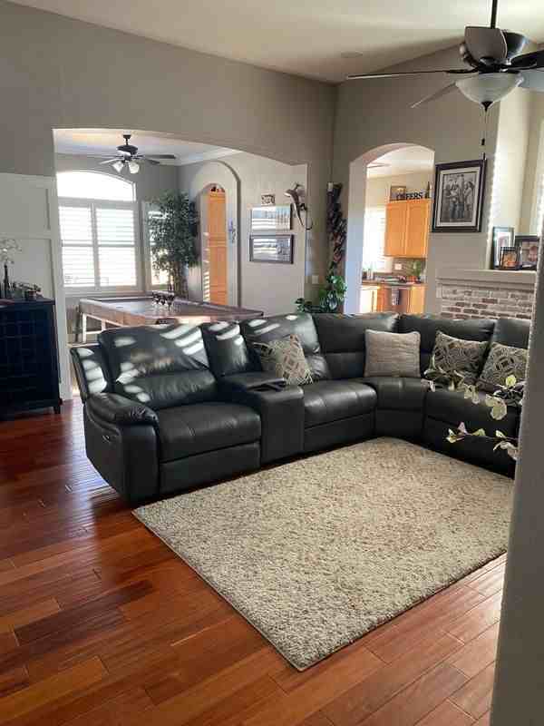 217 Kempsford Ct - Photo 3 of 4