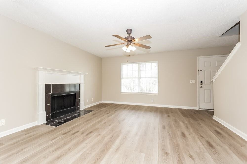 1535 Saint Andrews Dr - Photo 4 of 17