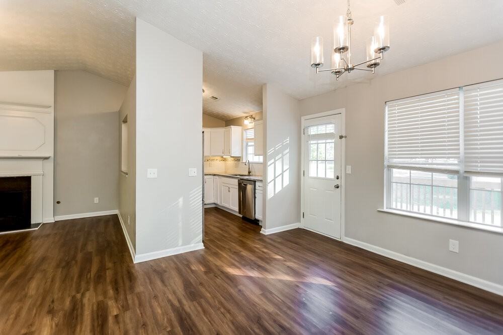 3703 Crescent Hill Ln Nw - Photo 6 of 17