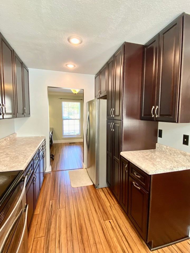 1744 Somersby Ln - Photo 6 of 33