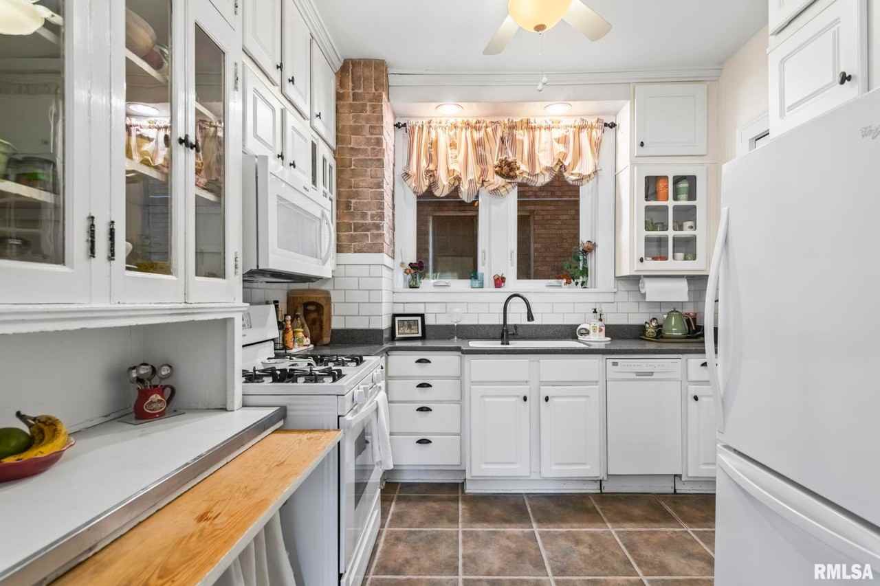 1217 W Fayette Ave #A - Photo 2 of 12