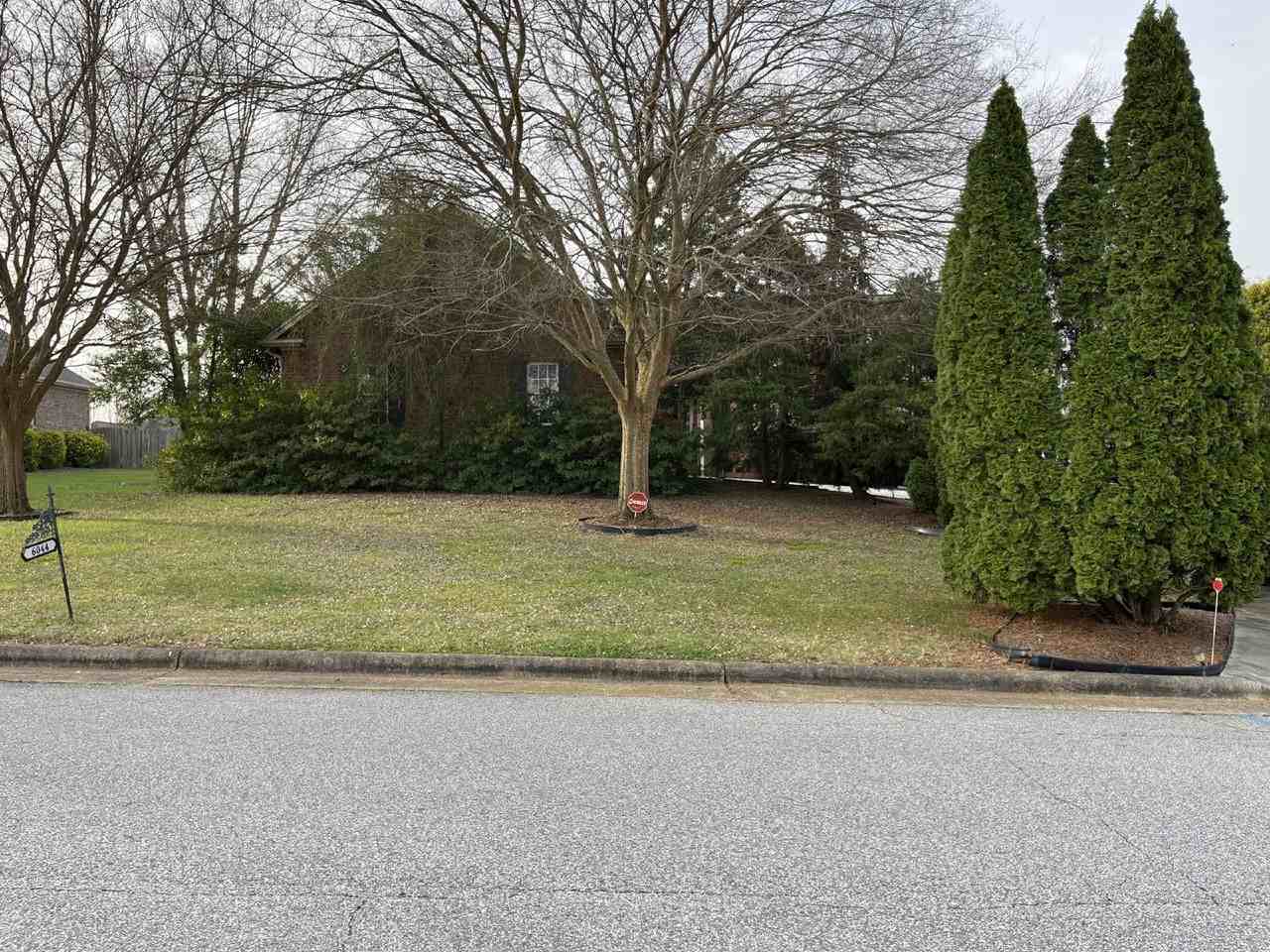 6044 Aaron Place Ln - Photo 4 of 27