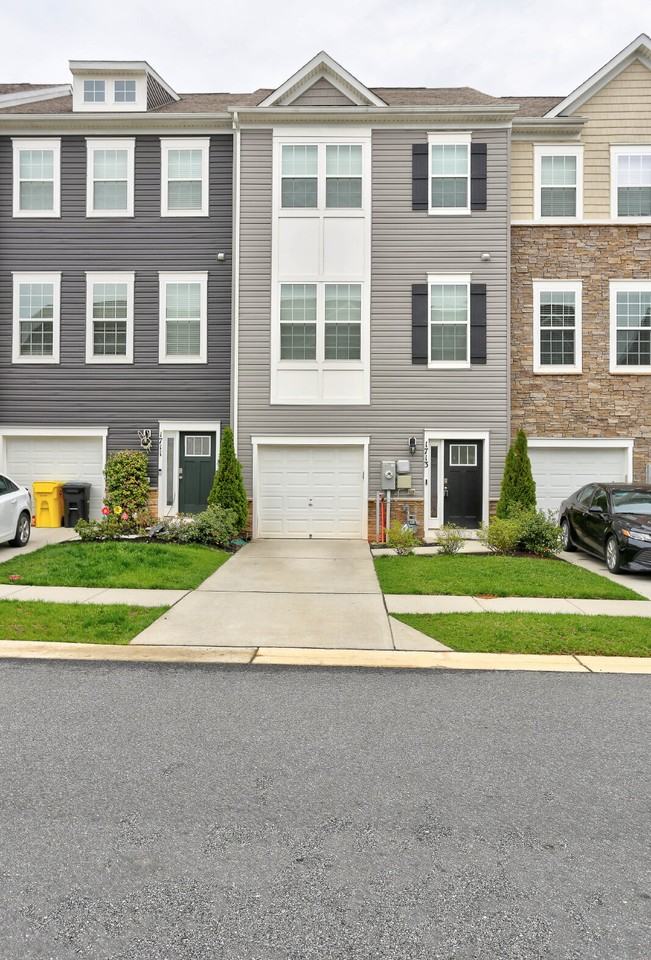 1713 Red Fox Trl - Photo 2 of 28