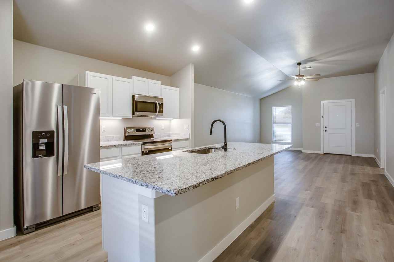 1705 141st St - Photo 6 of 17