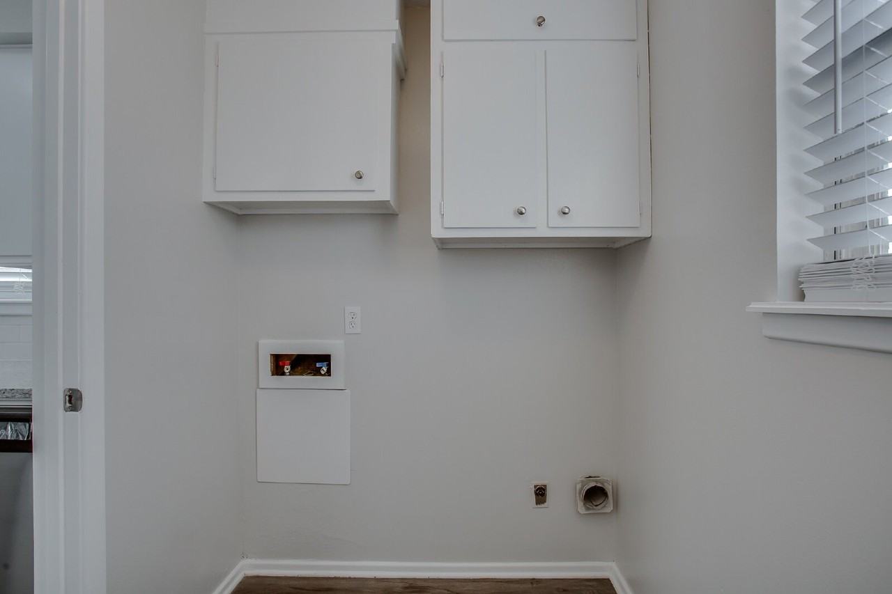 5419 46th St - Photo 7 of 14