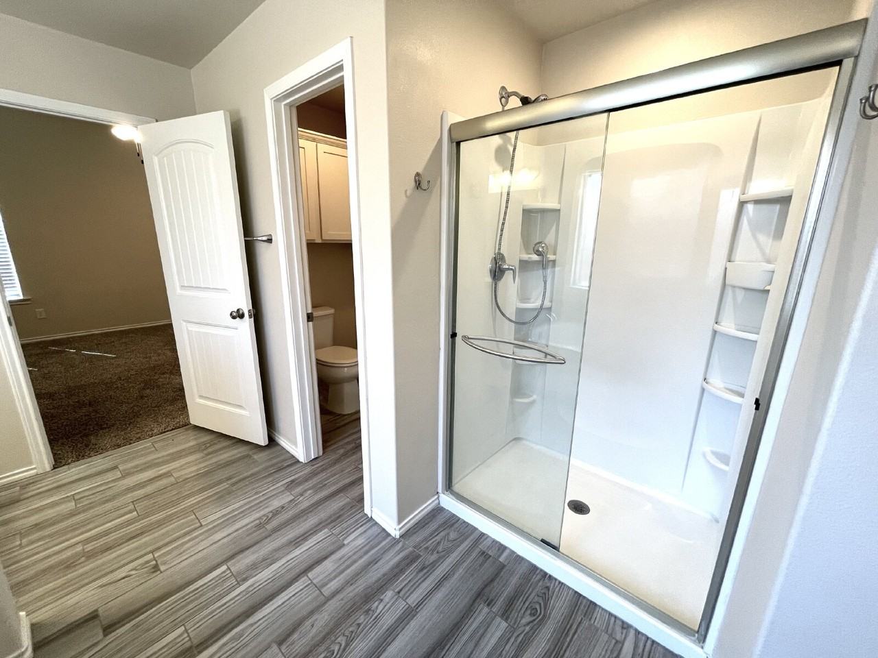 2113 142nd St - Photo 7 of 11