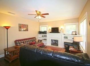 1910 16th St - Photo 4 of 25