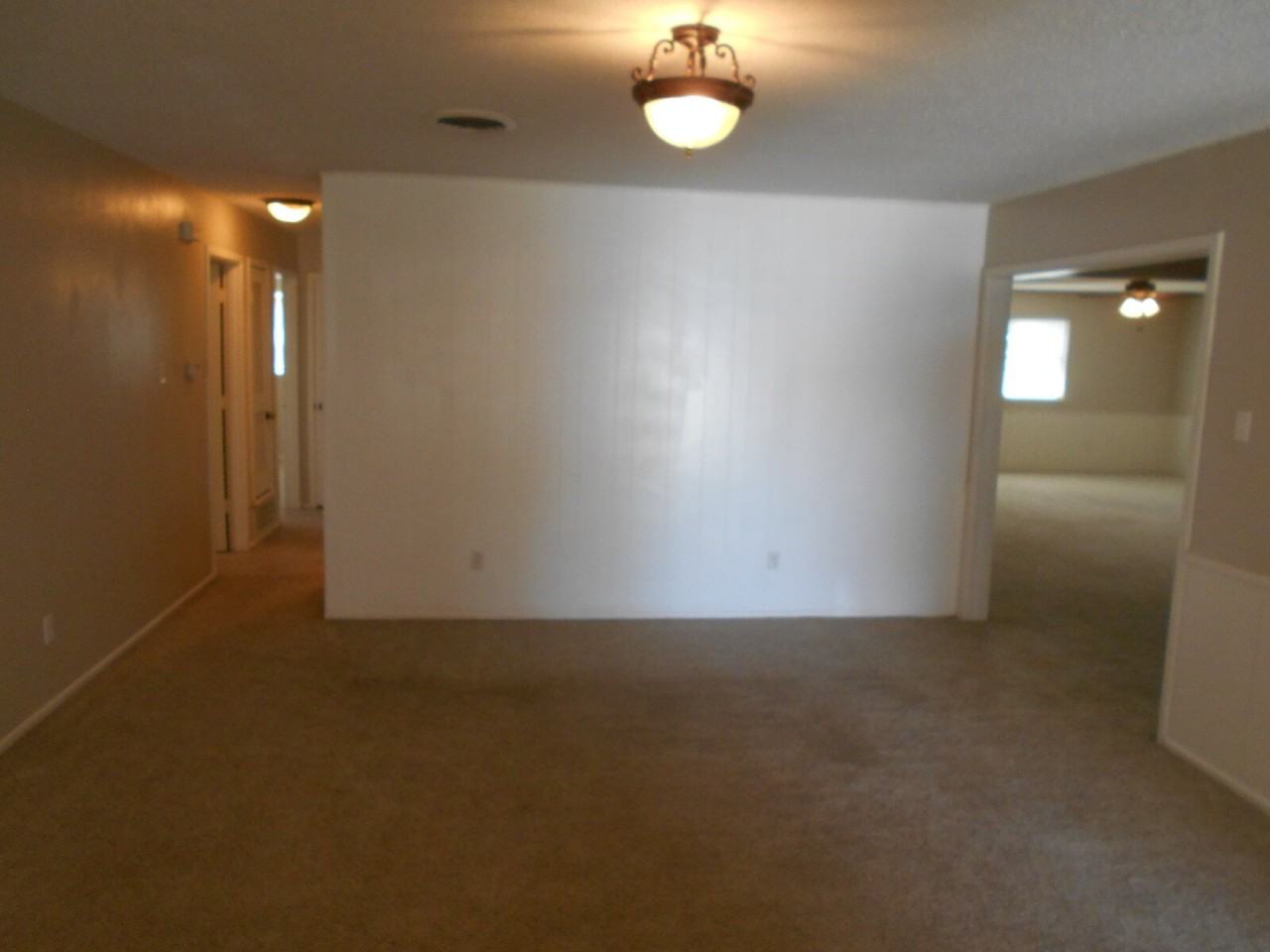 5439 47th St - Photo 7 of 9