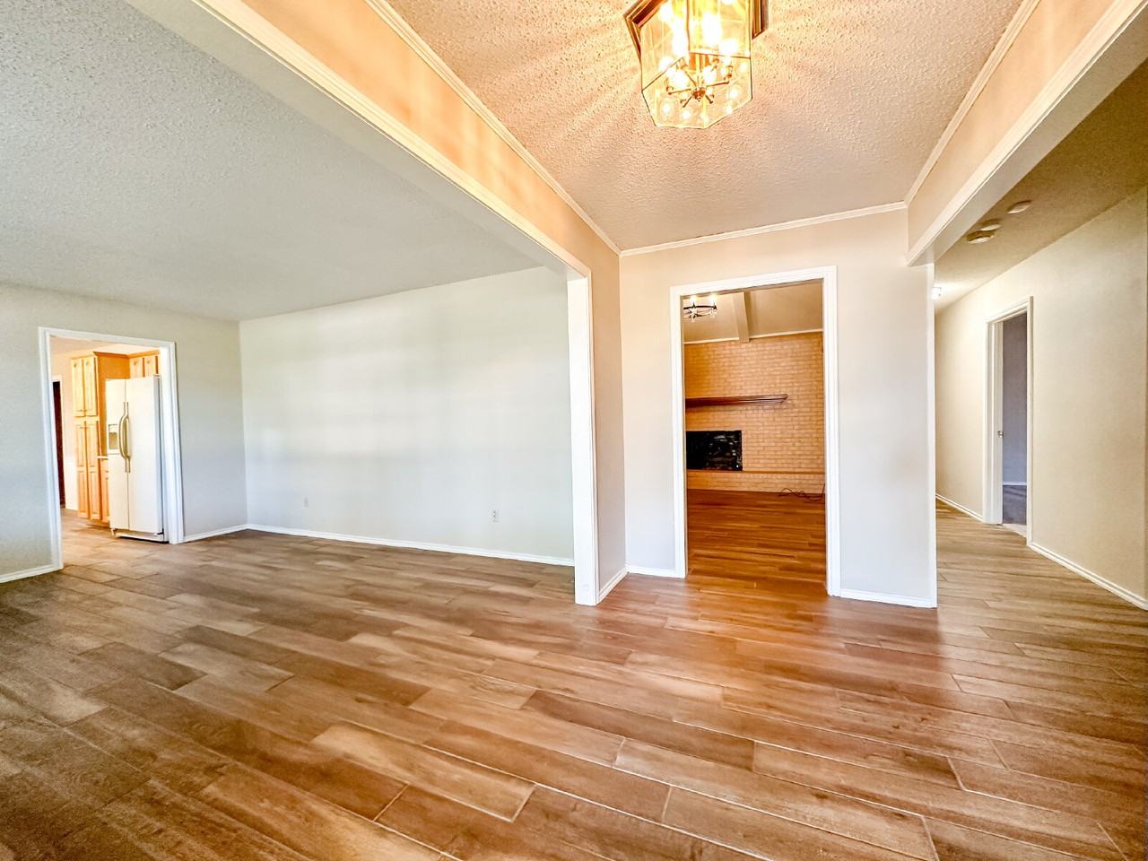 5406 30th St - Photo 6 of 39