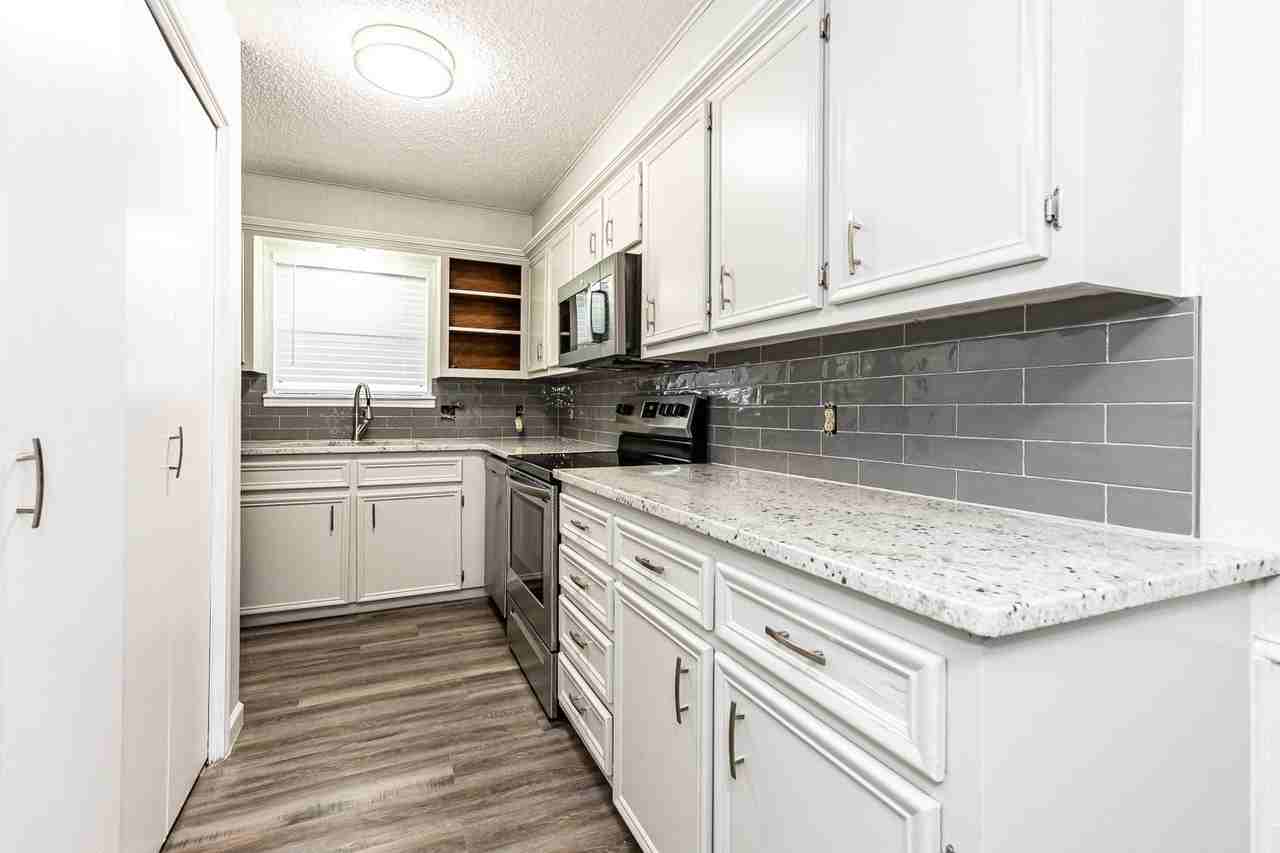 6502 26th St - Photo 6 of 20