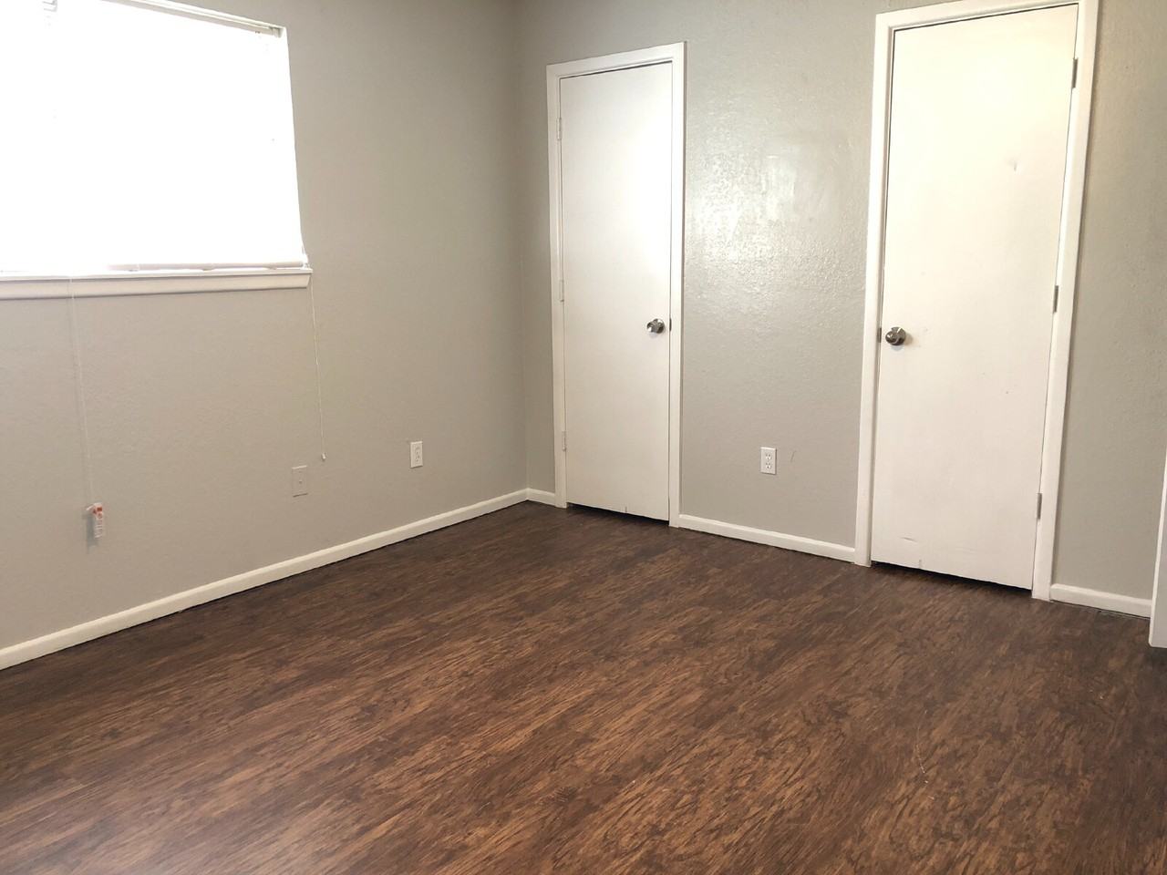 7404 Avenue W - A - Photo 4 of 11