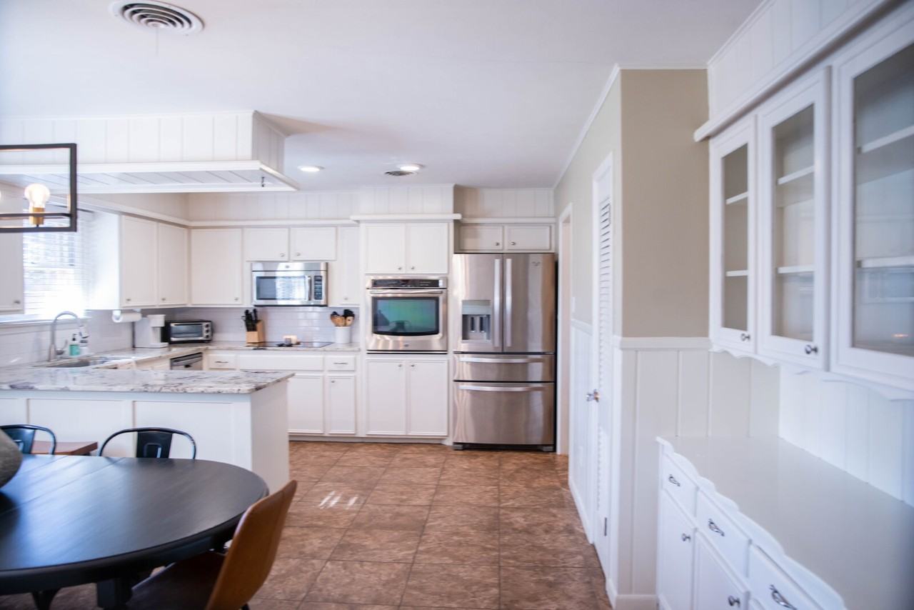 3405 59th St - Photo 5 of 29