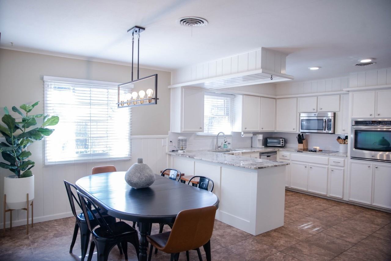 3405 59th St - Photo 6 of 29