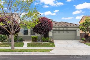 featured image of 276 Colonial Trl