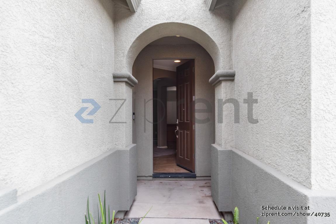 276 Colonial Trl - Photo 4 of 30