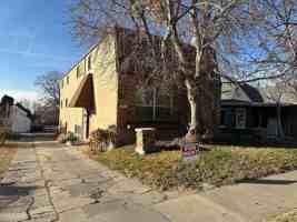 featured image of 322 S University St