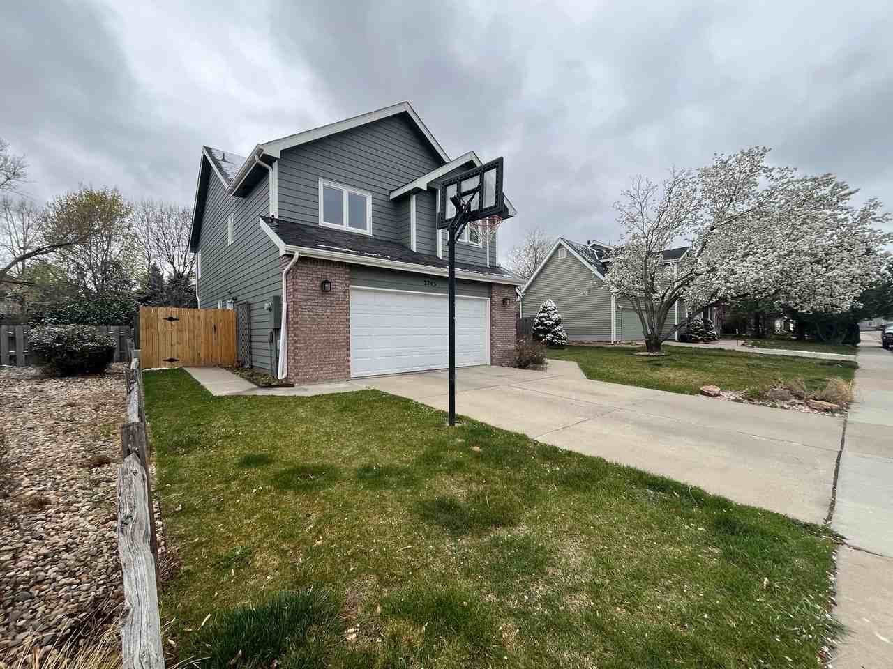 2743 Coal Bank Dr - Photo 2 of 32