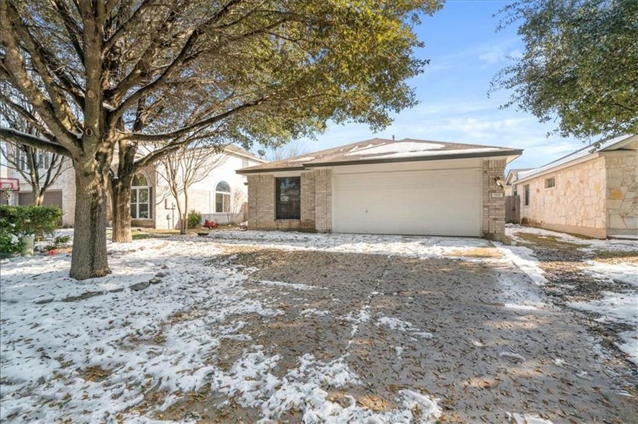 707 Johnny Bench - Photo 3 of 24