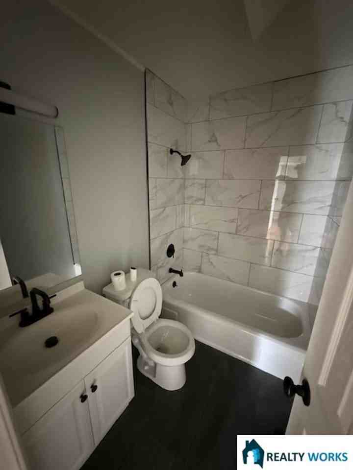 261 E Cherrywood Dr - Photo 5 of 12