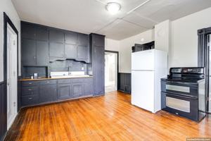 featured image of 1201 Michigan St