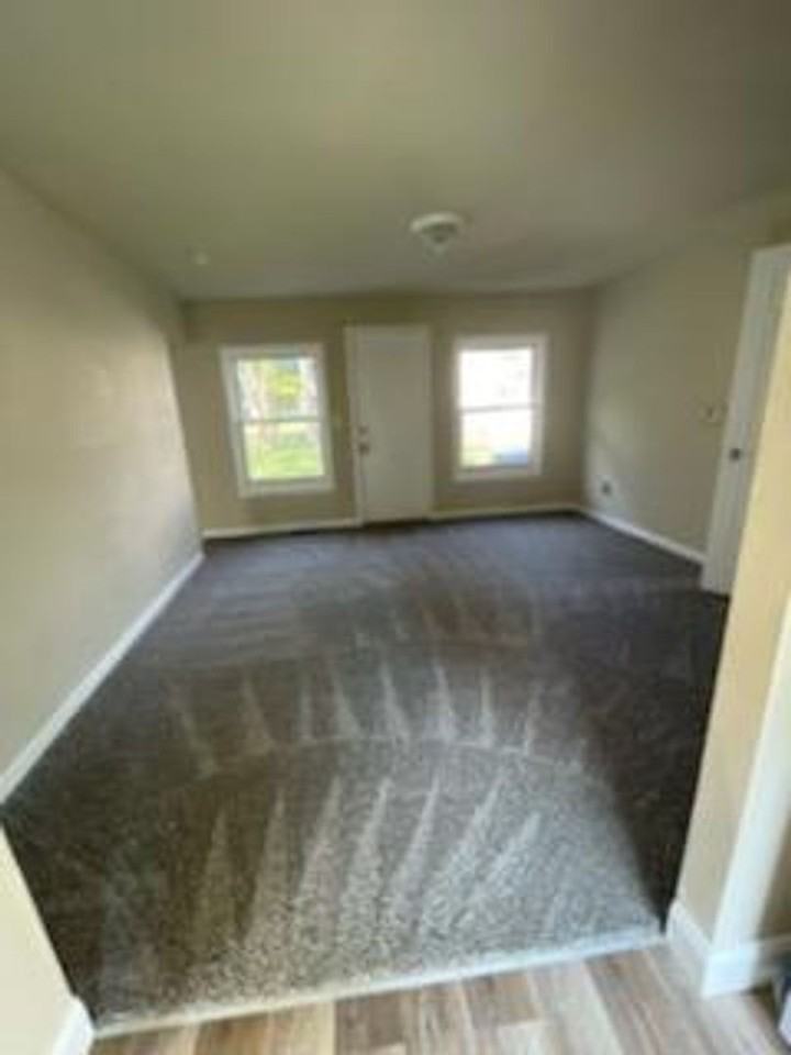 4122 Cornell St - Photo 7 of 9
