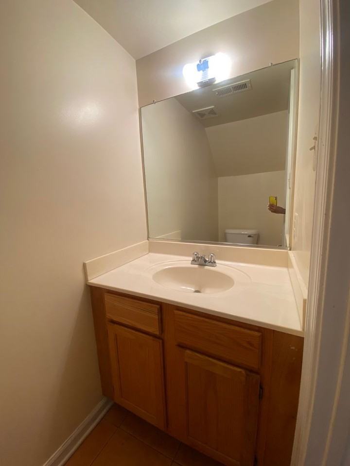 1215 Grayland Ave - Photo 6 of 16