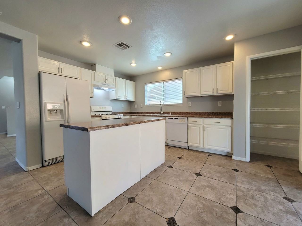 4098 Pistachio Nut Ave - Photo 7 of 29
