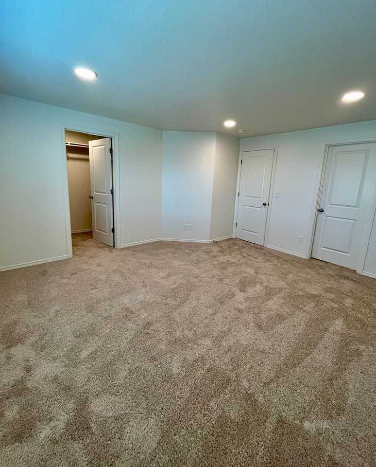 3750 S Roosevelt Pl - Photo 7 of 12