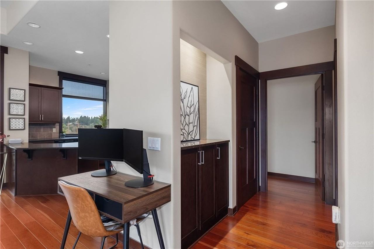 1018 Capitol Way S #5A - Photo 7 of 13