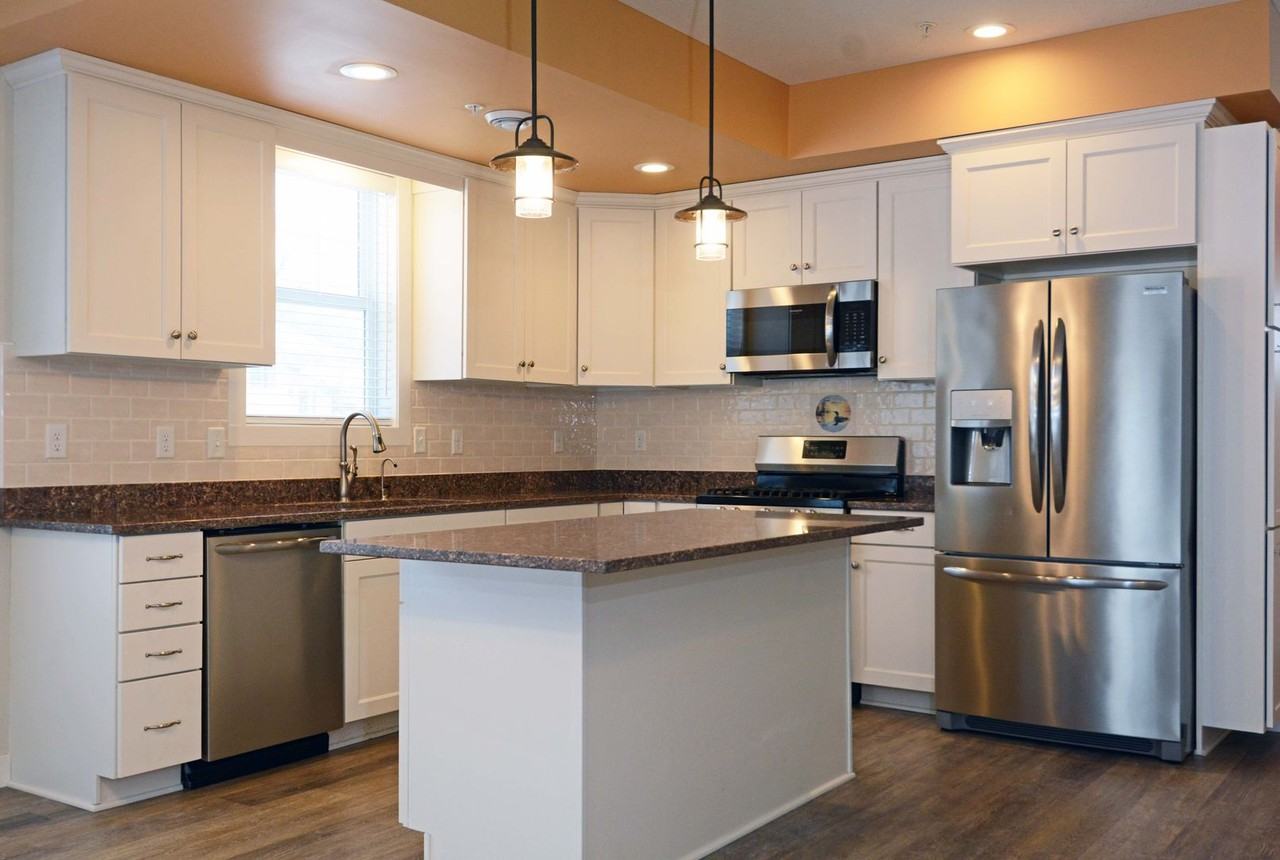 14903 Carol Ct - Photo 2 of 23