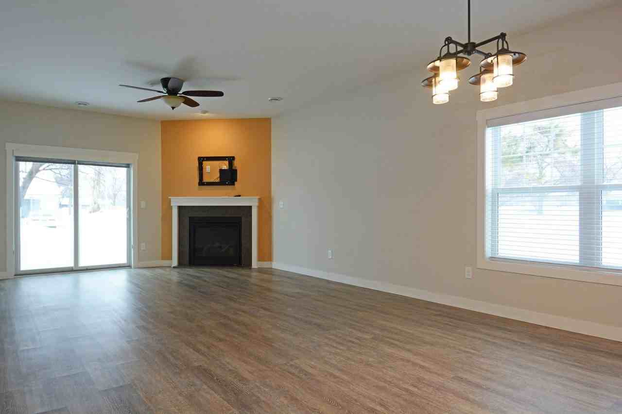 14903 Carol Ct - Photo 4 of 23