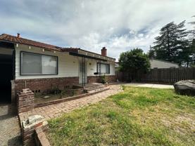 1630 Hughes Cir - Photo 1 of 1